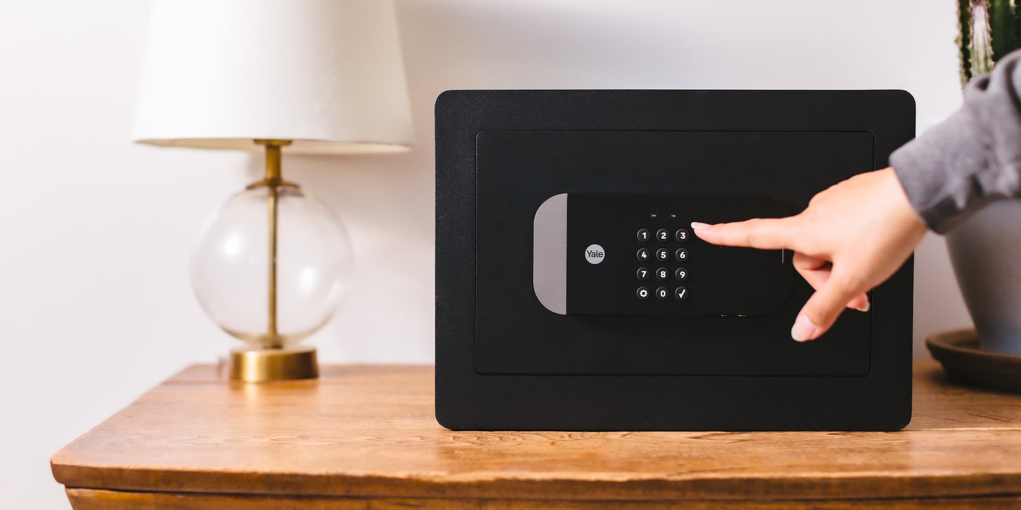 Smart Safes Vs. Traditional Safes: 9 Pros And Cons For Home Security
